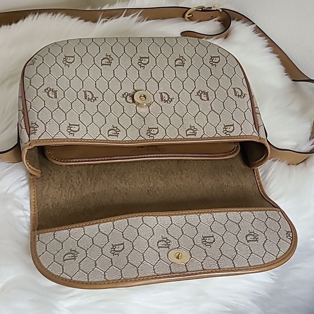 💯Authentic Christian Dior Crossbody Bag🍀 - Picture 14 of 17